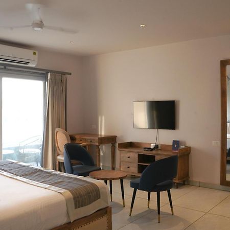 Ariena By Spree Hotels Goa Morjim Exterior photo